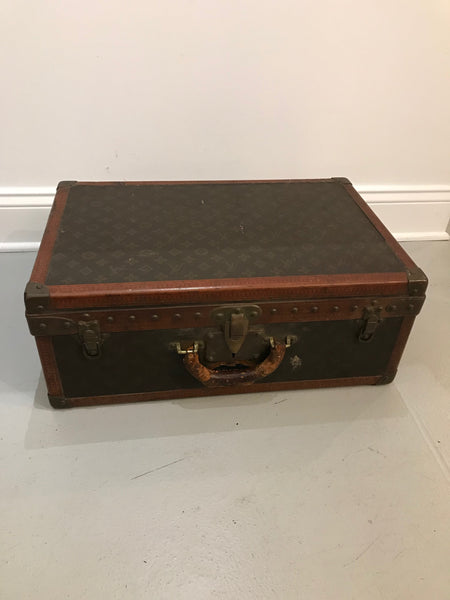 Louis Vuitton Luggage Cover - 47 For Sale on 1stDibs