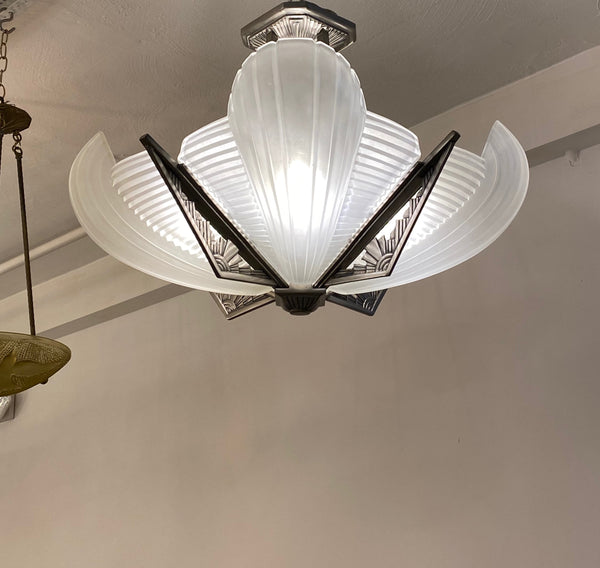 French Art Deco Chandelier Signed by Atelier Petitot