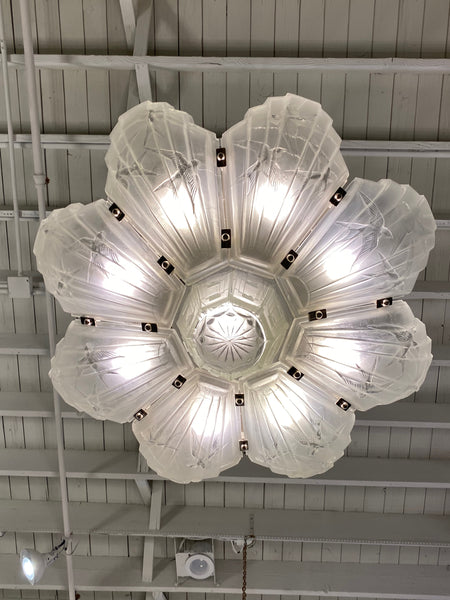 French Art Deco Birds in Flight Chandelier Signed by Sabino