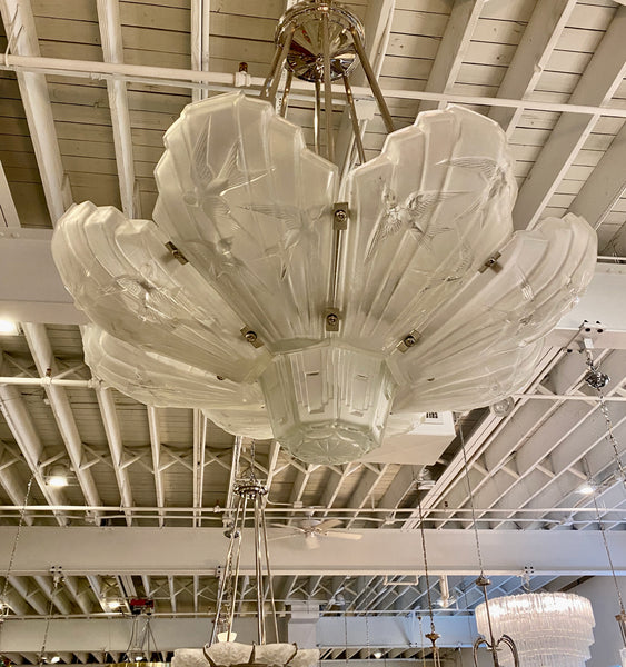 French Art Deco Birds in Flight Chandelier Signed by Sabino