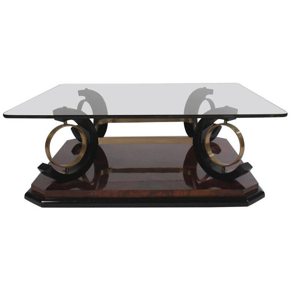 Italian Mid-Century Modern Coffee Table Having Glass Top