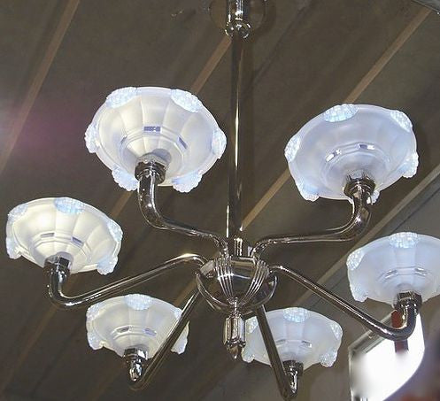 French Art Deco Opalescent Icicles Chandelier