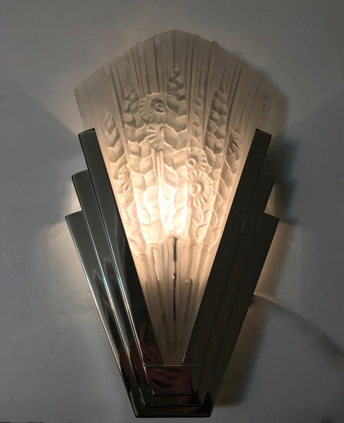 Pair of French Art Deco Skyscraper Floral Sconces