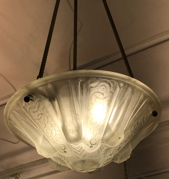 French Art Deco Pendant Chandelier Signed by Muller Frères Luneville