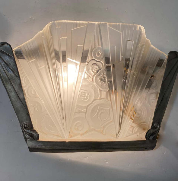 Pair of French Art Deco Wall Sconces Signed by Hettier Vincent