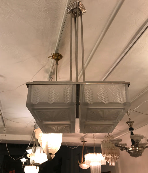 French Art Deco Chandelier by Hettier and Vincent