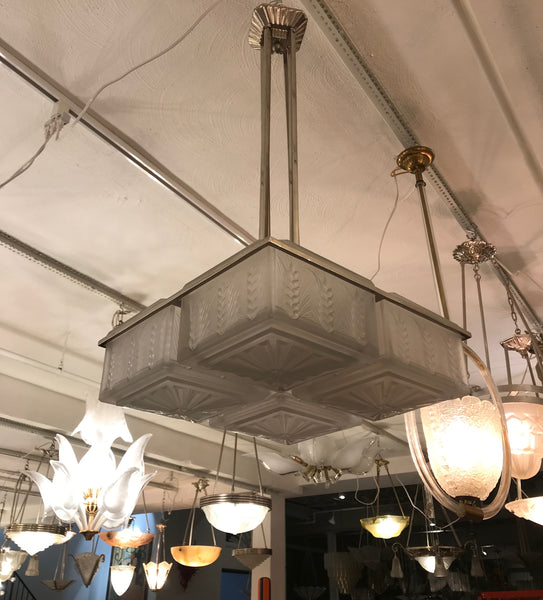 French Art Deco Chandelier by Hettier and Vincent