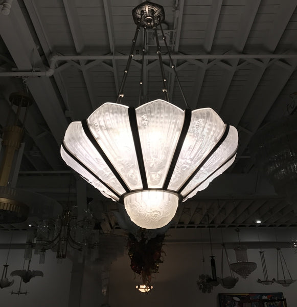 Stunning French Art Deco Chandelier by Hettier  Vincent and Genet et Michon