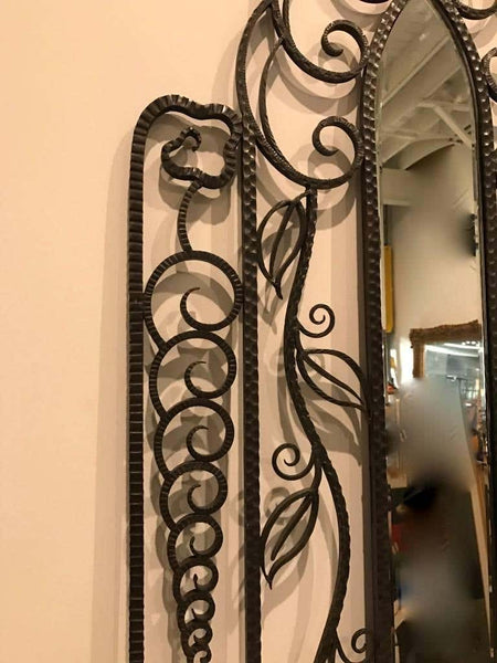 French Art Deco Console Table Having Marble and Mirror