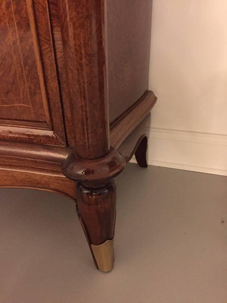 French Art Deco Vitrine or Display Cabinet in the Style of Jules Leleu