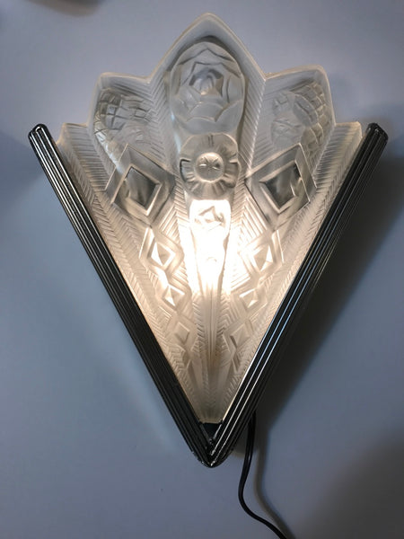 Pair of French Art Deco Geometric Sconces Signed by Noverdy
