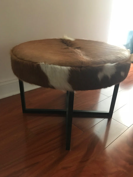 Circular Upholstered Cowhide Bench