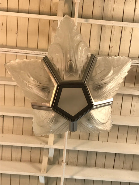 Elegant French Art Deco Chandelier Signed by Des Hanots