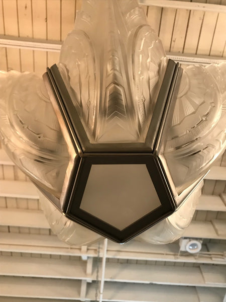 Elegant French Art Deco Chandelier Signed by Des Hanots