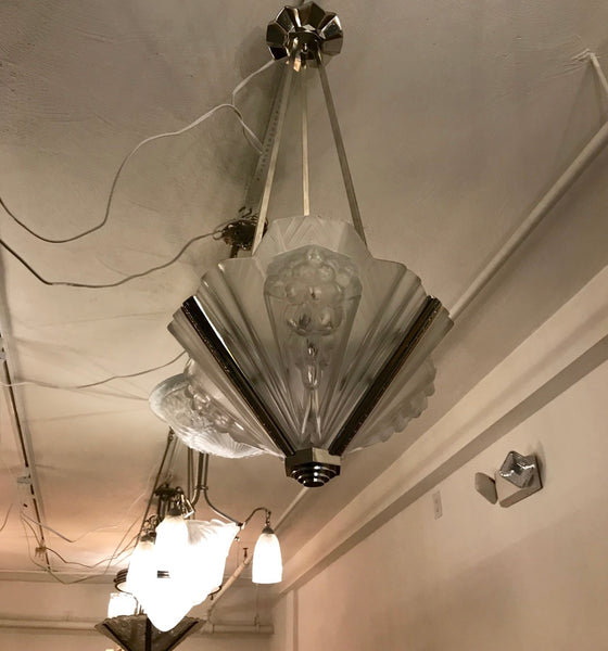 French Art Deco Pendant Chandelier Signed by Atelier Petitot