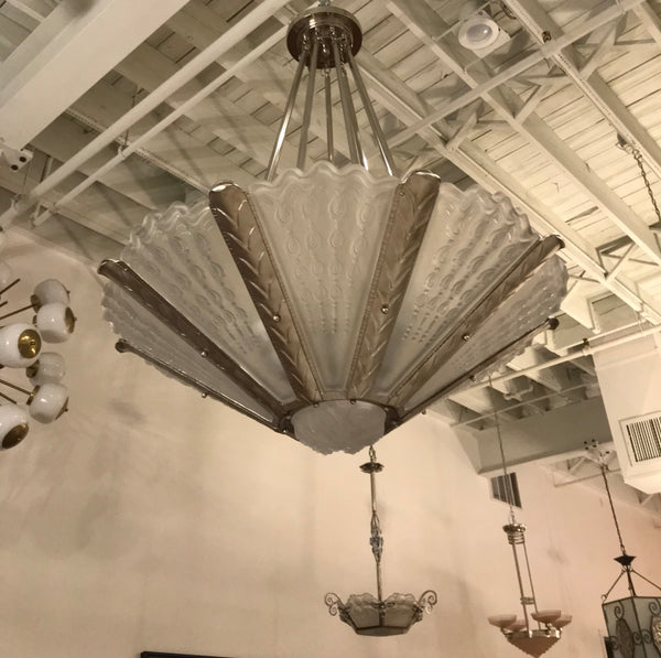 Stunning French Art Deco Chandelier by Gênet et Michon