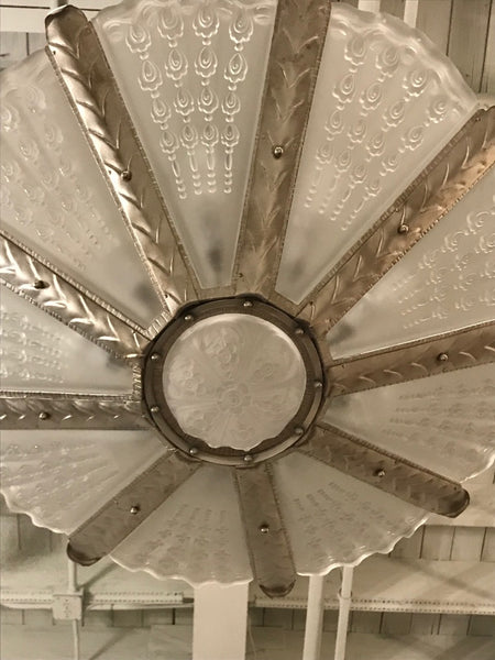 Stunning French Art Deco Chandelier by Gênet et Michon